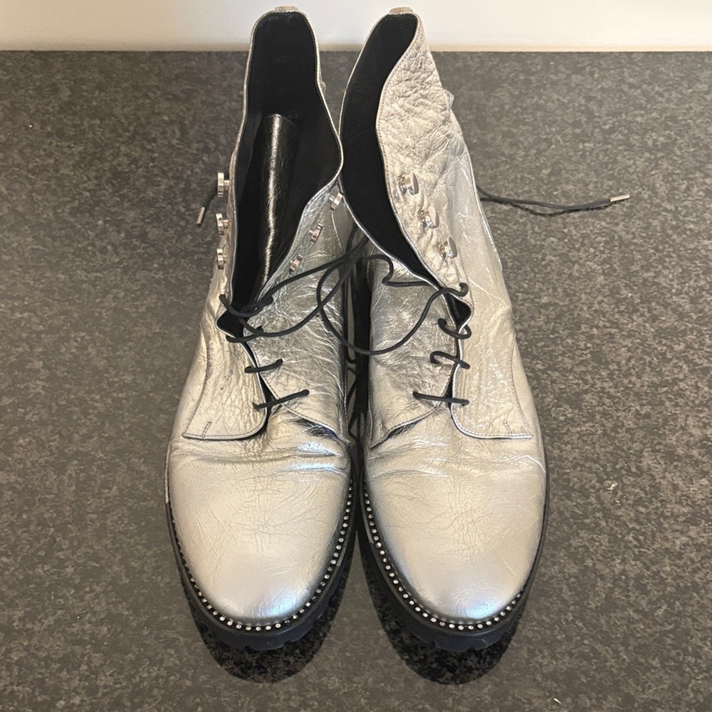 Christian Dior Woman’s boots in silver size 39